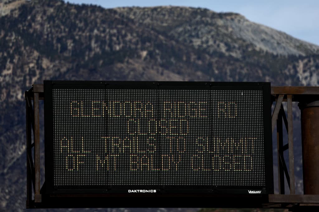 <b>No hay acceso a la cima de Mount Baldy </b>y así permanecerá hasta diciembre de 2025.