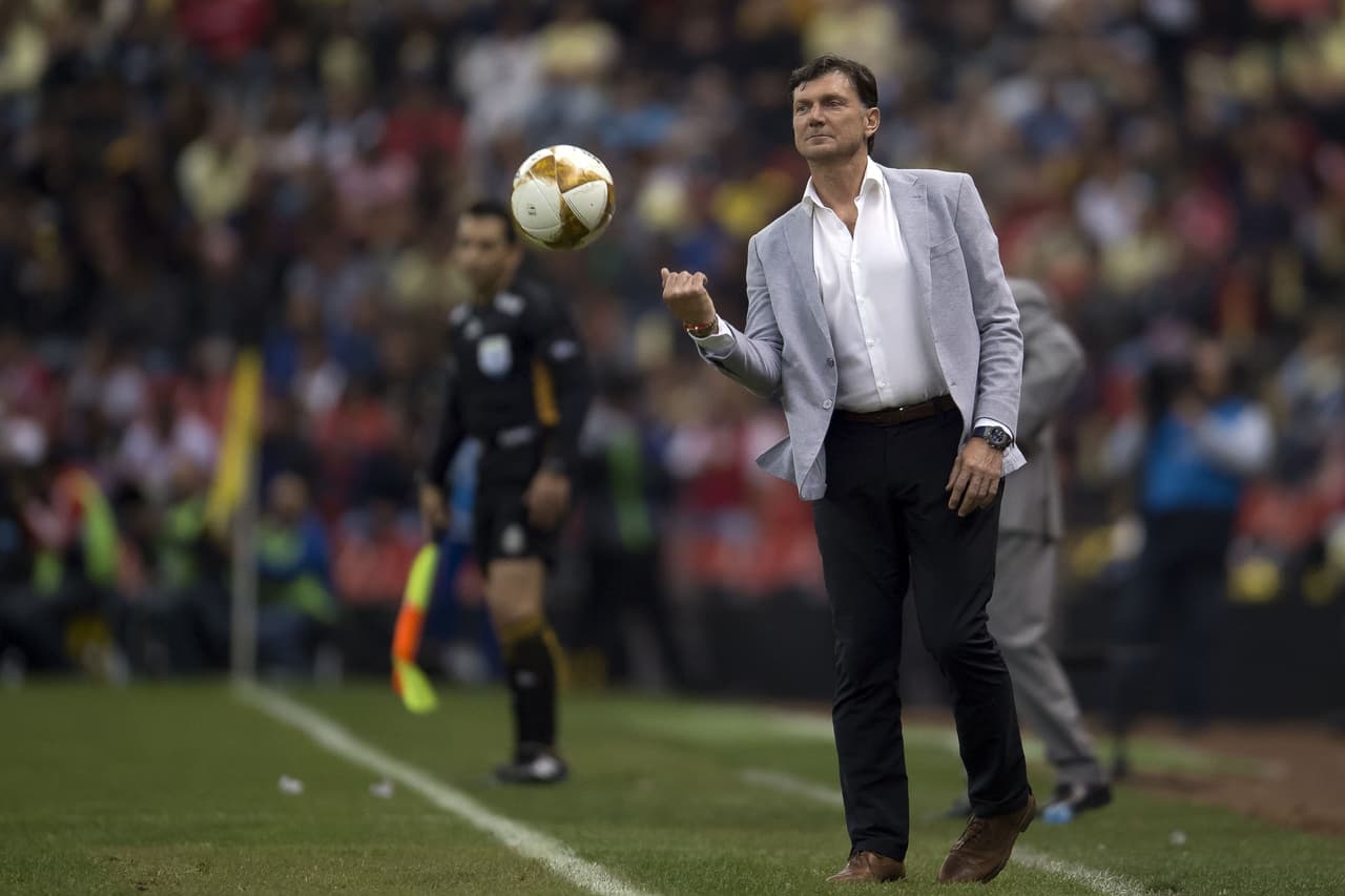 Hernán Cristante, argentino, jugaba como portero y su equipo de retiro fue la Universidad de Guadalajara.