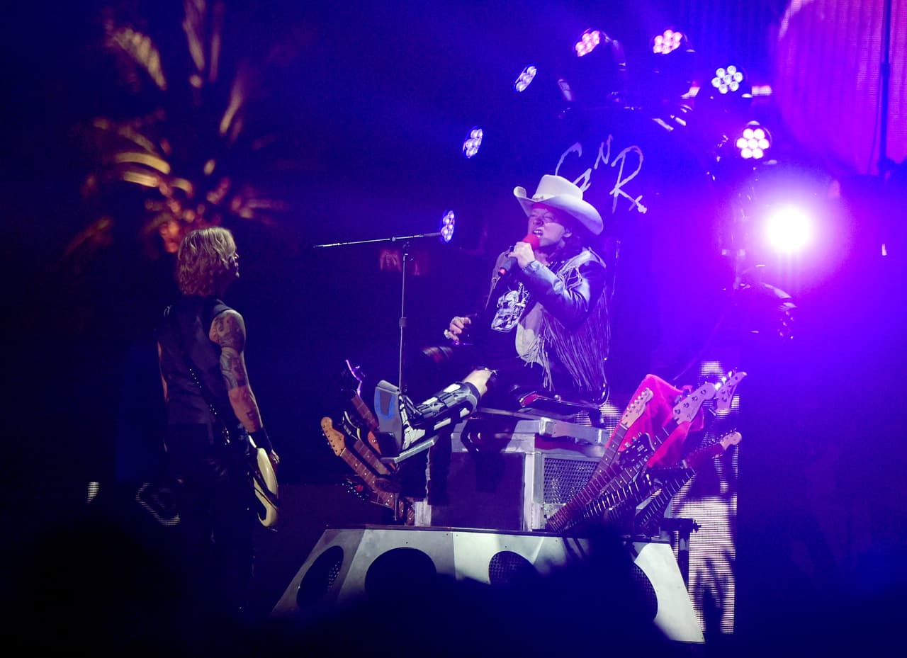 Con temas como 'Sweet Child o Mine' y 'Welcome to the Jungle', la agrupación que viera su mejor momento en la década de los 80, demostró por qué sigue siendo una de las bandas de rock consagradas.