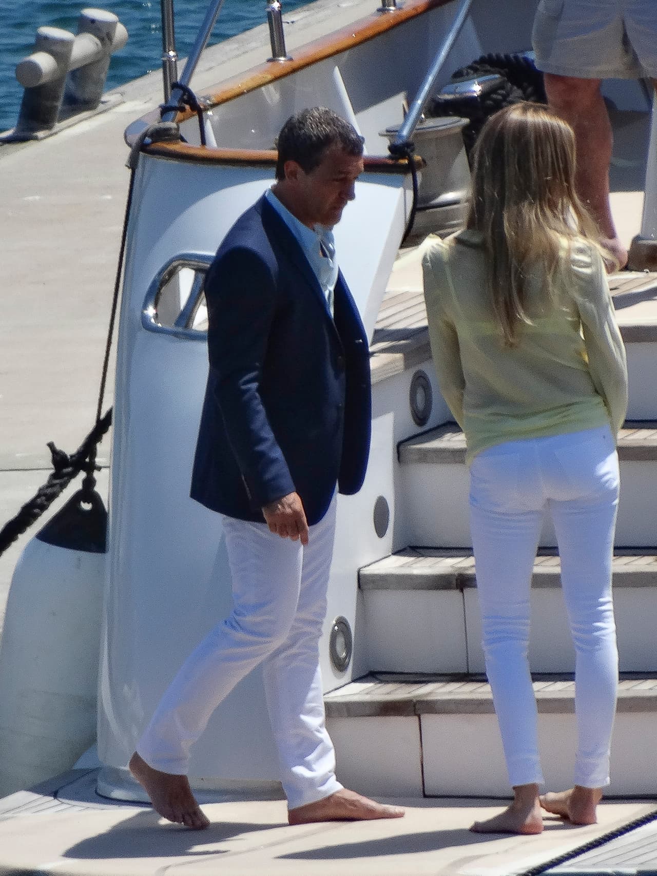 Pero estos tortolitos se apartaron de los demás y...