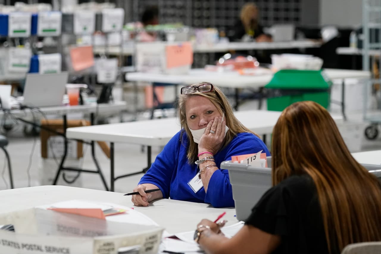 El secretario de Estado de Georgia anuncia conteo manual de votos de las elecciones presidenciales