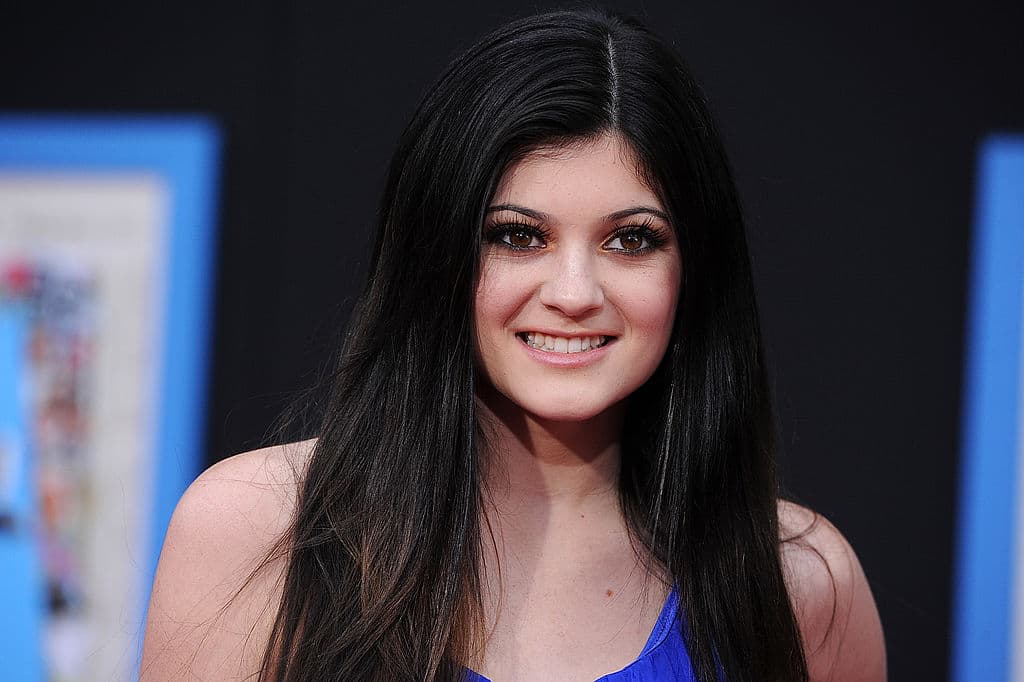 <b>#1 Kylie Jenner</b>
<br>La menor del clan Kardashian-Jenner creció frente a las cámaras, por lo que sus fans conocieron de cerca su físico antes de someterse a diferentes procedimientos estéticos.