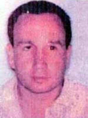 <b>John Anthony Porcaro</b> es buscado por su presunta participación en un plan de telemarketing en el sur de Florida, en donde estafó a más de 400 personas en los Estados Unidos por más de $5 millones.