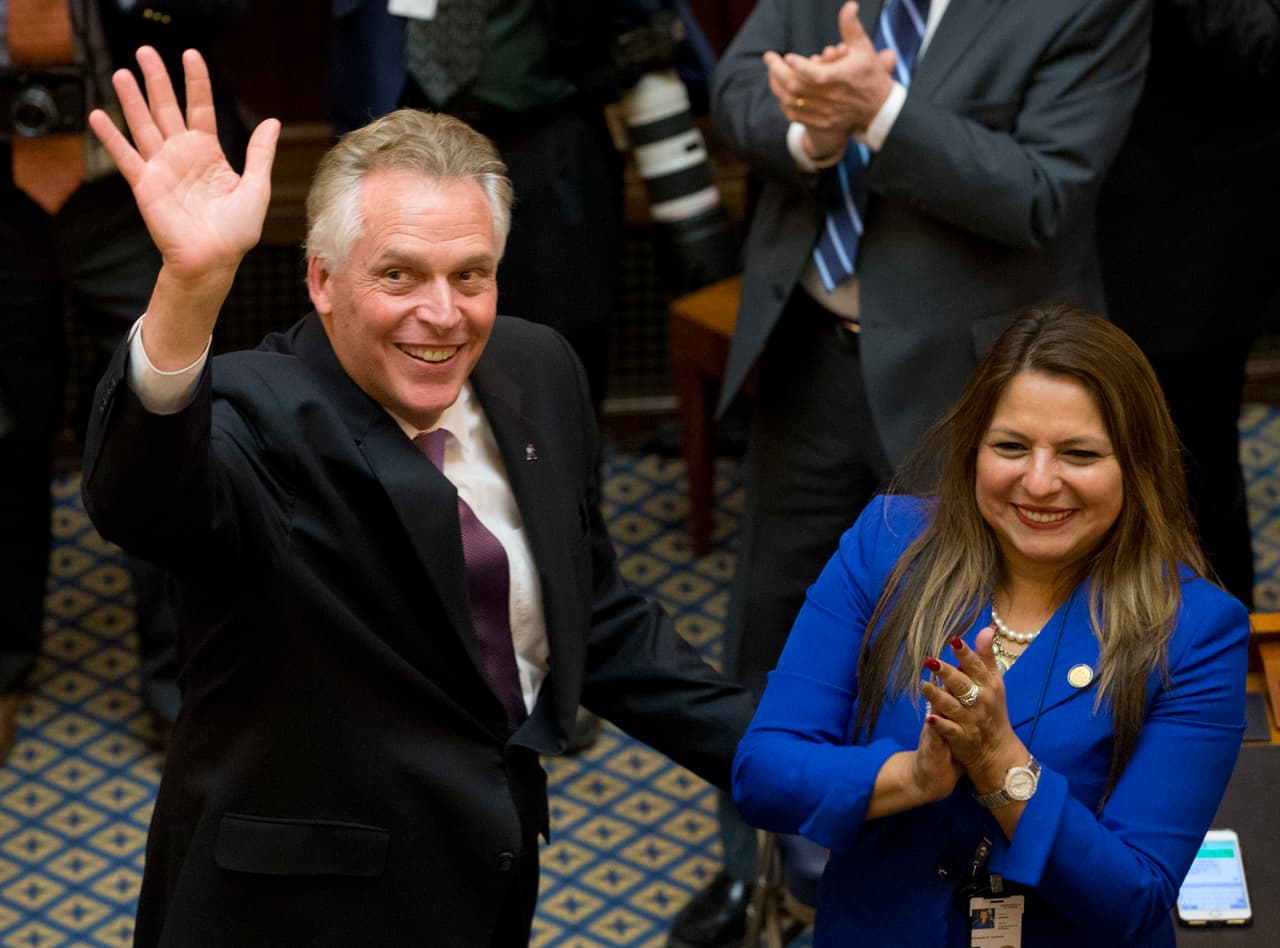 Who is Elizabeth Guzman, the Latina who will give the Spanish-language response to Trump?