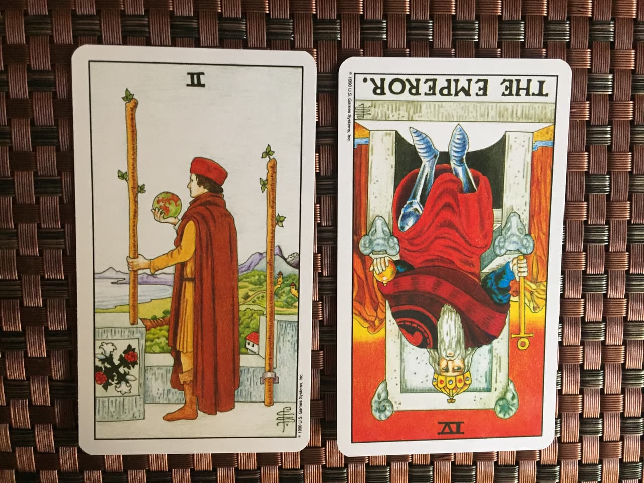 Es una señal de que tal vez no estamos enfocados lo suficiente en nuestro camino y que alguien podría intentar sabotear u obstruir nuestro poder y seguridad. Por eso hay que concentrarnos en nuestro enfoque y el ambiente a nuestro alrededor, para poder distinguir algún "enemigo".