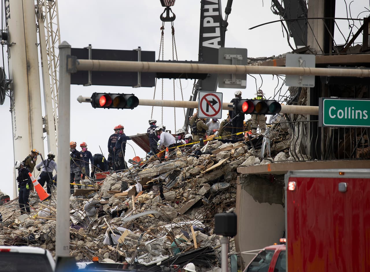 Aumentan a 12 las víctimas mortales del derrumbe del edificio en Surfside, hay 149 desaparecidos 