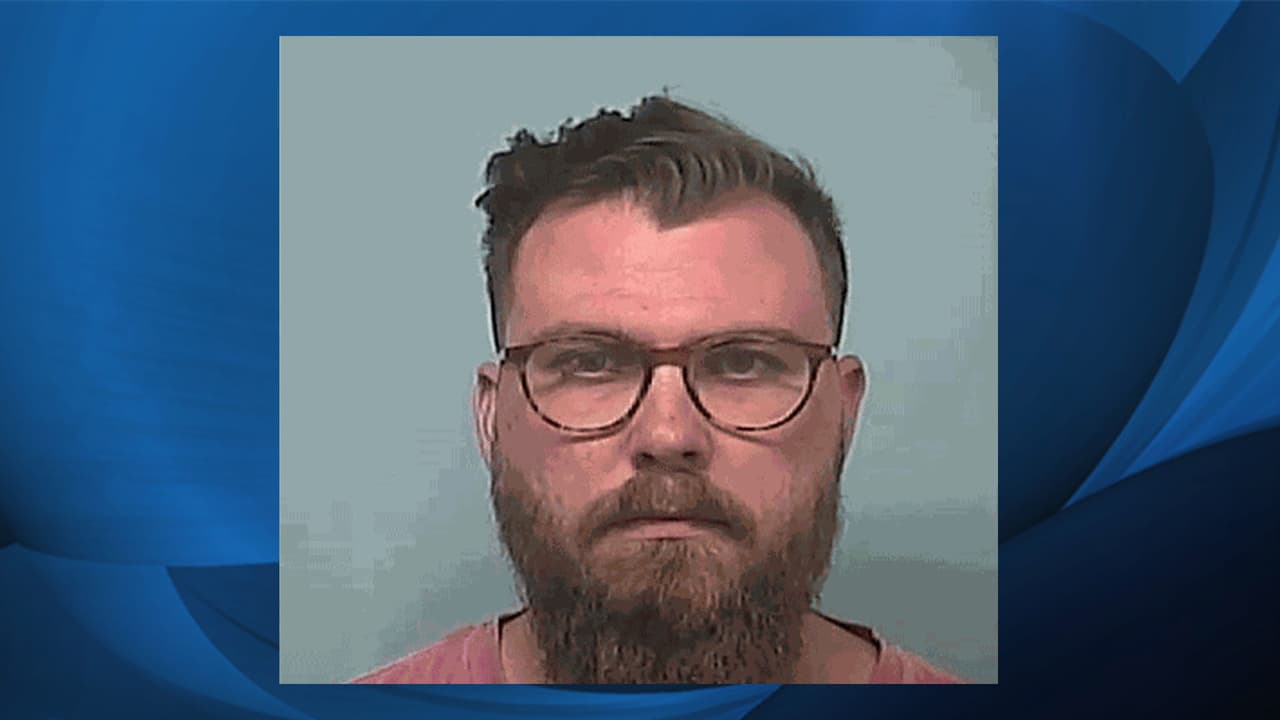 Arrestan a maestro de Georgia que habría agredido sexualmente a estudiante