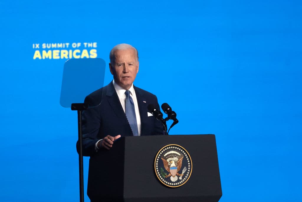 Biden propone maneras de abordar conjuntamente la migración en la Cumbre de las Américas 