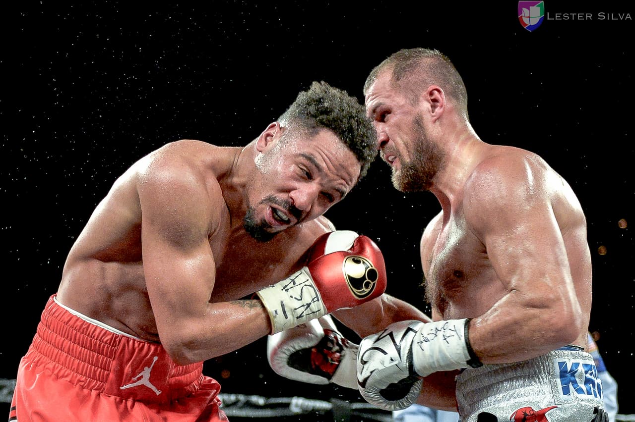 El estadounidense noqueó al ruso en el octavo asaltó y dio muestra de su gran poderío, reteniendo así los cetros de la AMB, OMB y FIB.