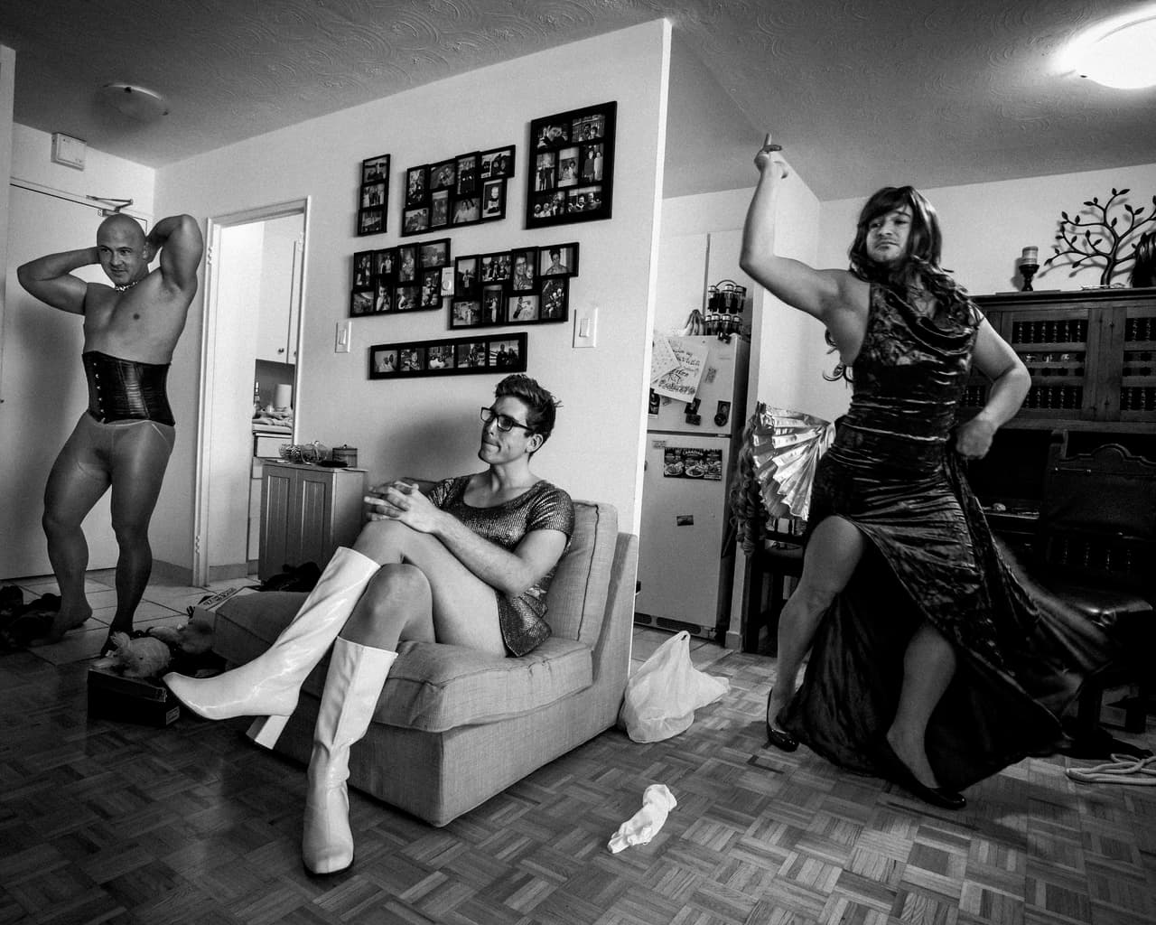 <b>Los chicos serán chicos. </b>El fotógrafo Giovanni Capriotti obtuvo el primer premio en la categoría Deportes con su serie sobre el equipo de rugby Muddy York, formado por jugadores gay en Toronto, Canadá.