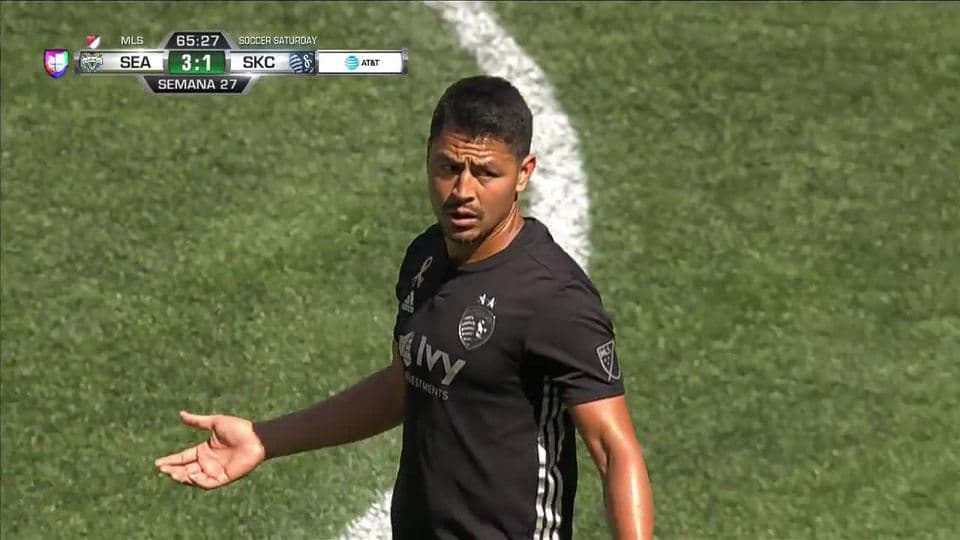 Tiro desviado de Roger Espinoza