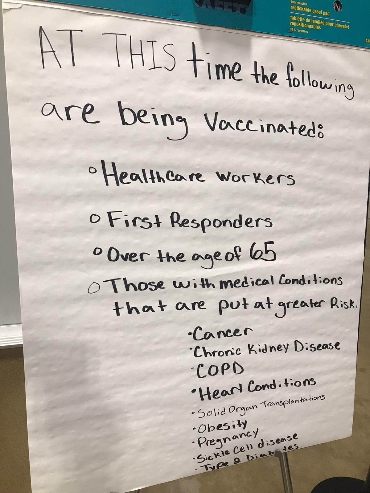 Personas mayores de 65 años que cuentan con condiciones de salud preexistentes también pueden vacunarse.
<br>
<br>