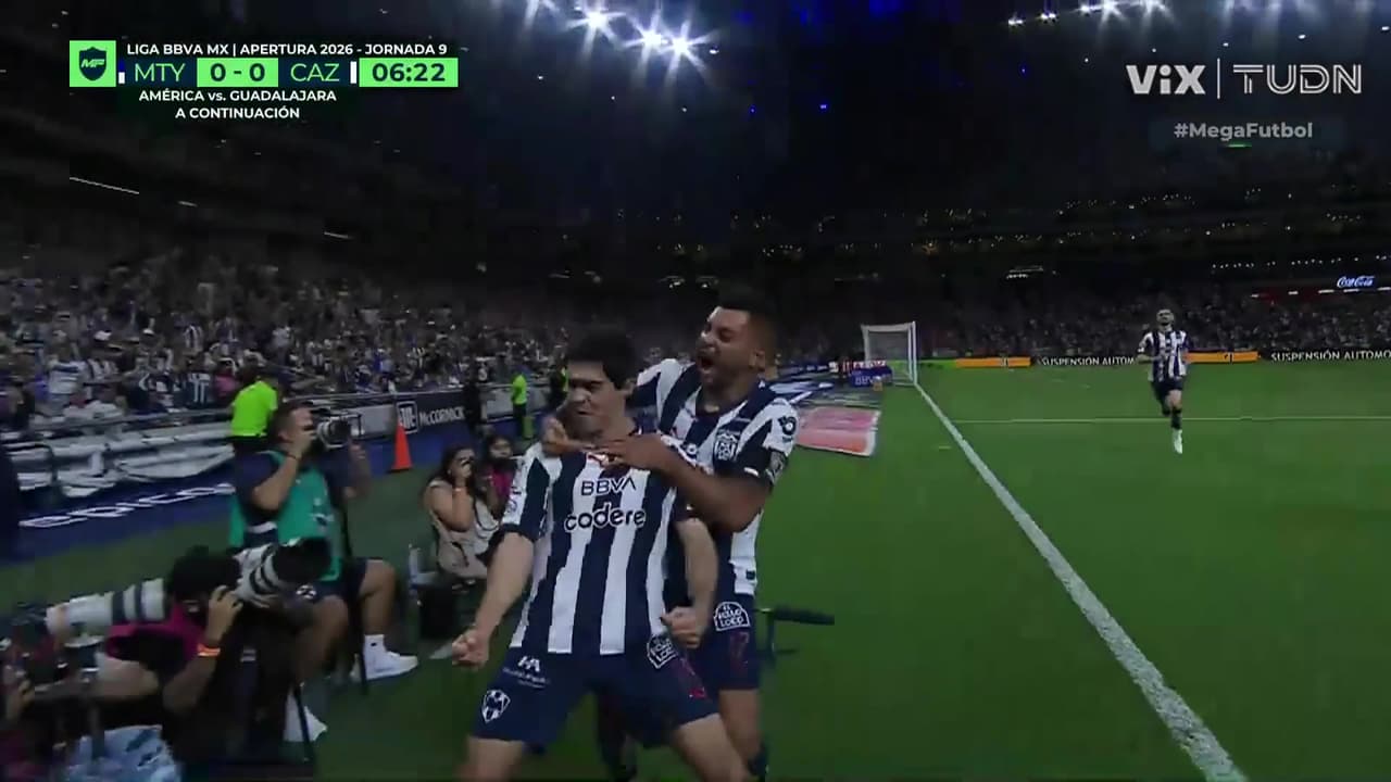 ¡Golazo de Rayados! Tremendo error de Kevin Mier que César Garza no desaprovecha