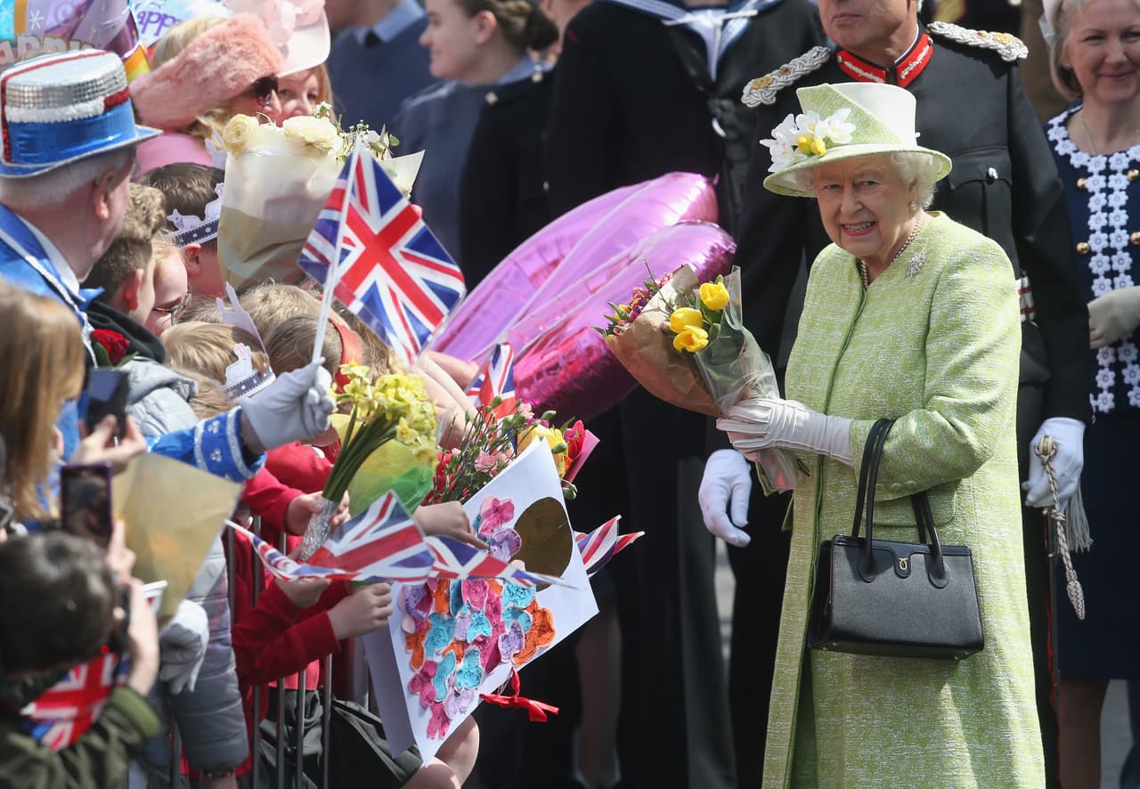 Se acercó para recibir algunos regalitos.
