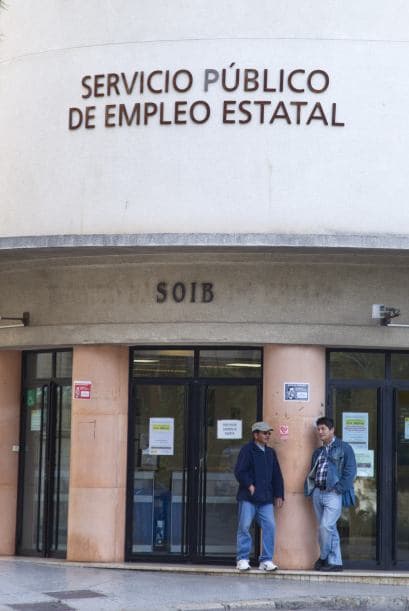 El gobierno prevee que para 2013 el desempleo podría bajar a 24.2%.