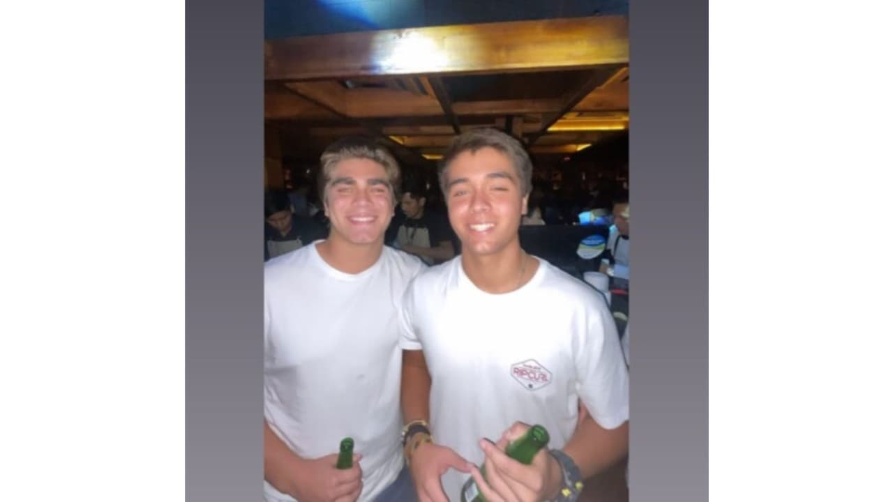 Santiago y Jorge Emilio, hijos mayores de Jorge Salinas.