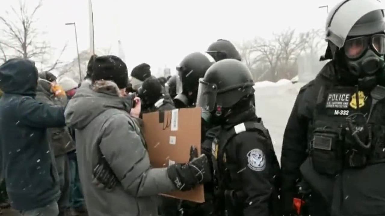 Caos en ICE: Exfuncionarios critican falta de disciplina y operativos de "caza" en Minnesota