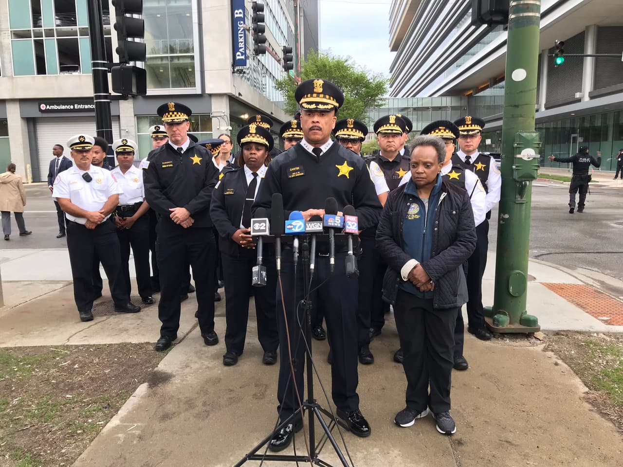 Oficial de la policía de Chicago asesinada a tiros al regresar a su casa en Avalon Park, al sur de la ciudad 
