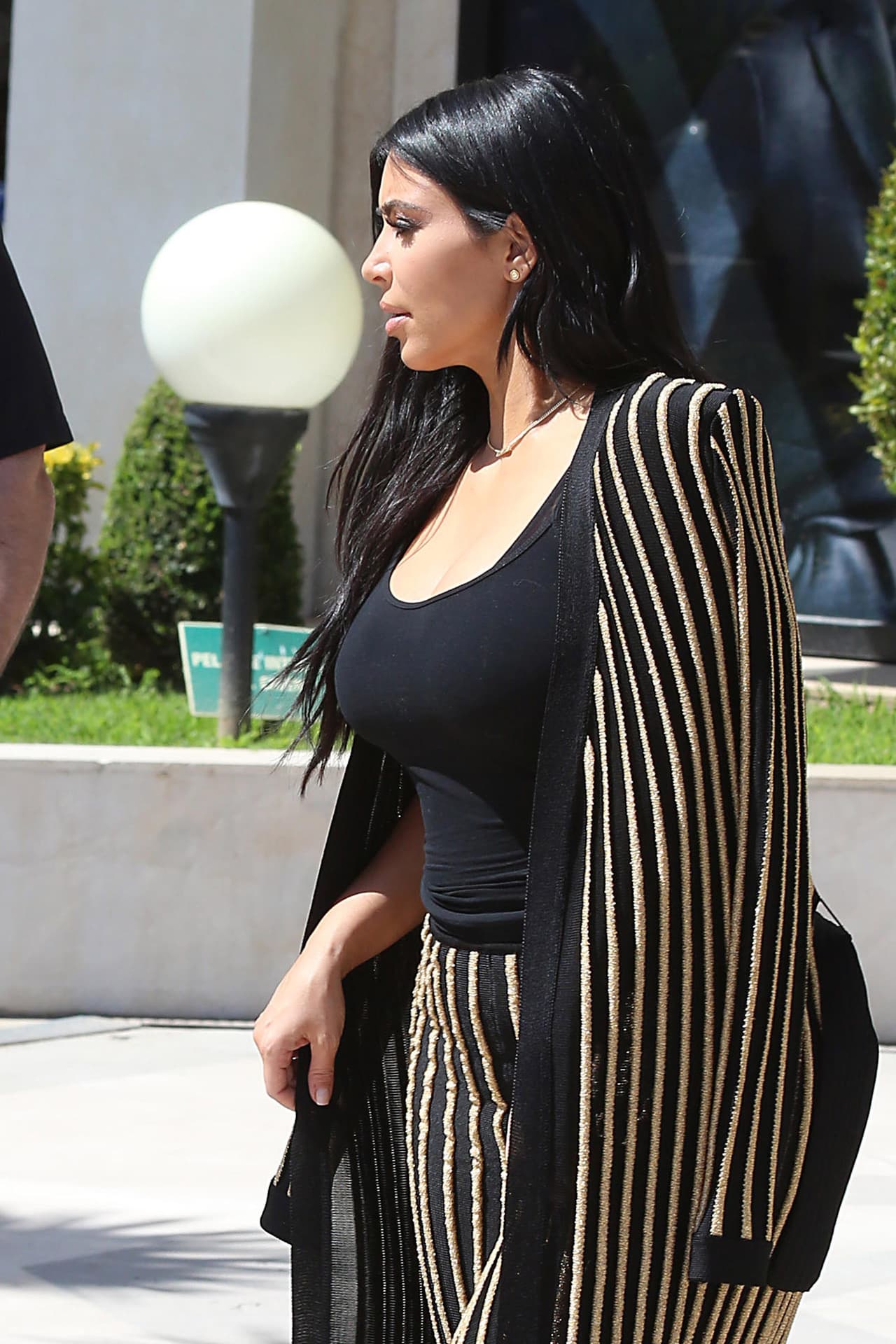 Kim no se fijó bien por dónde caminaba...