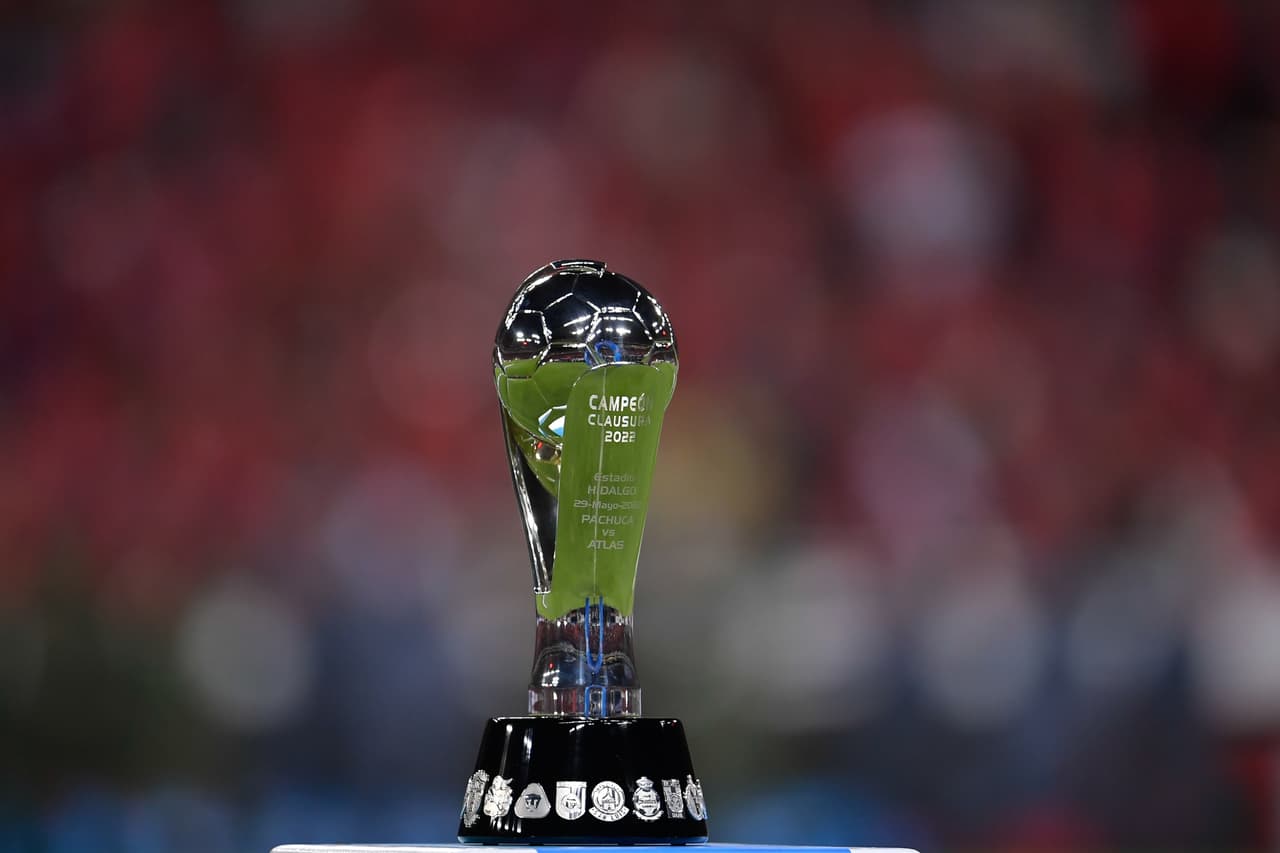 El Estadio Jalisco recibió la Final de ida del Clausura 2022 entre Atlas y Pachuca. Como era de esperarse, los Rojinegros salieron motivados, pero tardarían en mover la red del rival.