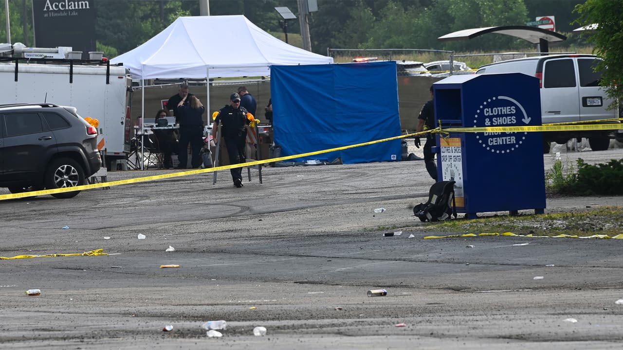 Este domingo, en la escena se observa una fuerte presencia policial. Elementos de diferentes corporaciones han acudido para realizar las diligencias pertinentes.