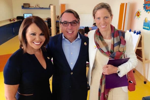 A igual que Maria Elena Salinas y Emilio Azcárraga Jean, miles de hispanos disfrutamos de esta histórica hazaña.