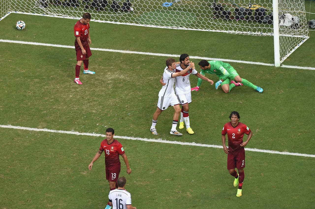 Alemania debutó de forma contundente con un 4-0 contra Portugal en Brasil 2014.