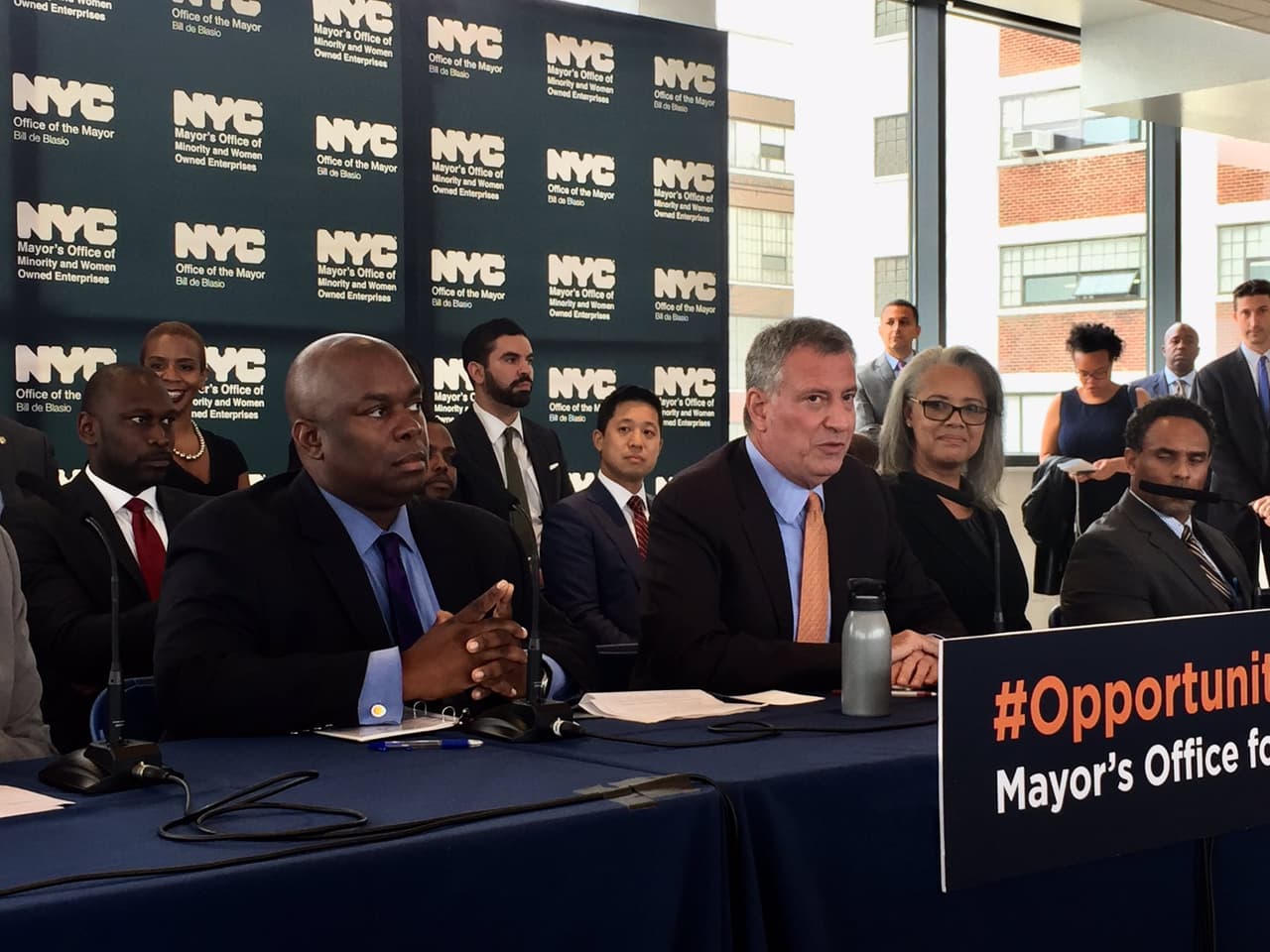 Las empresas de minorías y de mujeres son las menos favorecidas por el gobierno de NYC