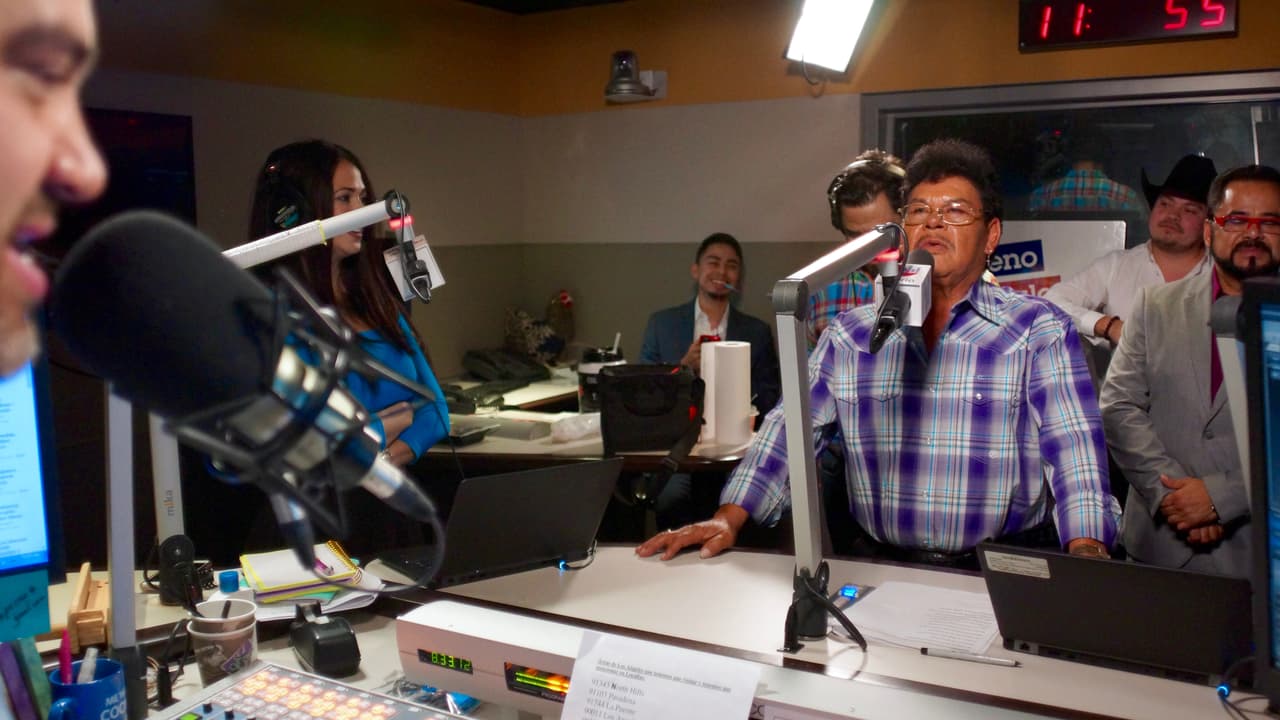 Los Rieleros del Norte aprovecharon la visita a 'El Bueno, La Mala y El Feo' para hablar de migración, inicios y nuevos proyectos.