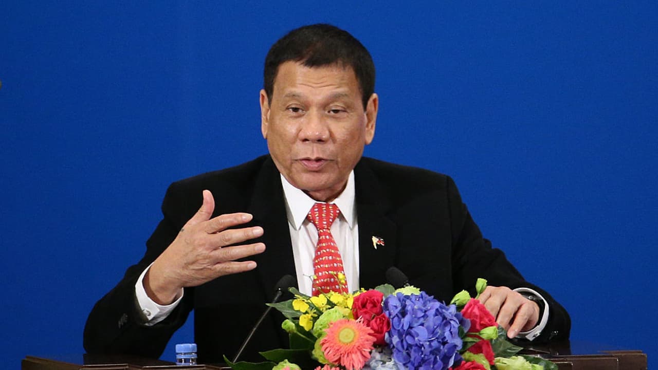 Presidente Duterte anuncia la "separación" de Filipinas y Estados Unidos en lo económico y militar