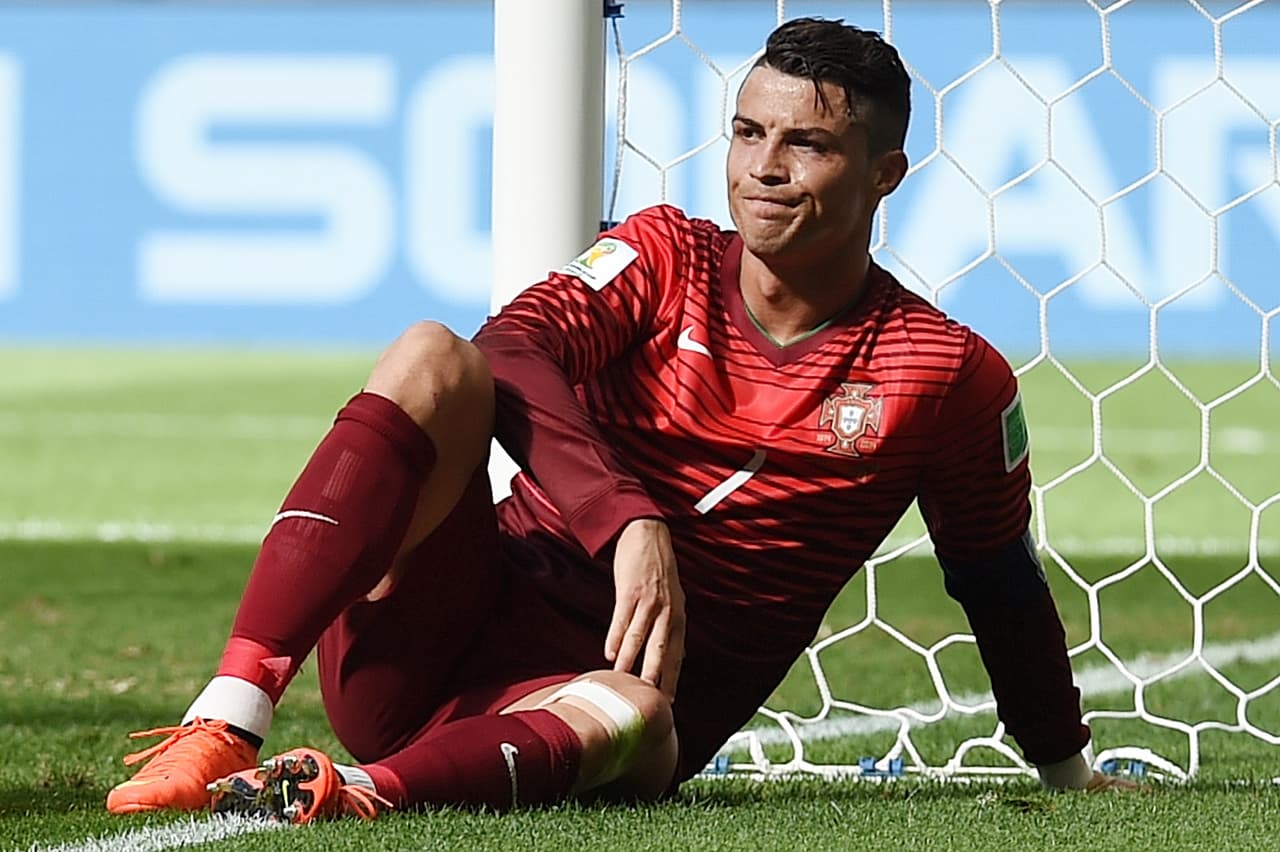 A nivel de selecciones, Cristiano tocó su punto más bajo en una competición en el Mundial de Brasil 2014: Portugal quedó eliminado en la fase de grupos. Un 2-2 ante EEUU resultó lapidario.