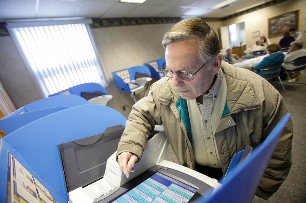 Quiénes son los poderosos y polémicos superdelegados del Partido Demócrata