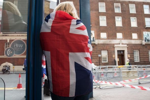 El segundo hijo del matrimonio real está por llegar y a las afueras del hospital Saint Mary de Paddington ya está todo listo para recibir a Kate.