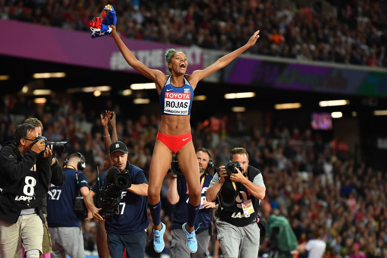La venezolana Yulimar Rojas obtuvo plata en Río 2016, pero fue en 2017 donde estalló como la mejor del salto triple mundial y se confirmó como una reina mundial del atletismo con su belleza y talento.