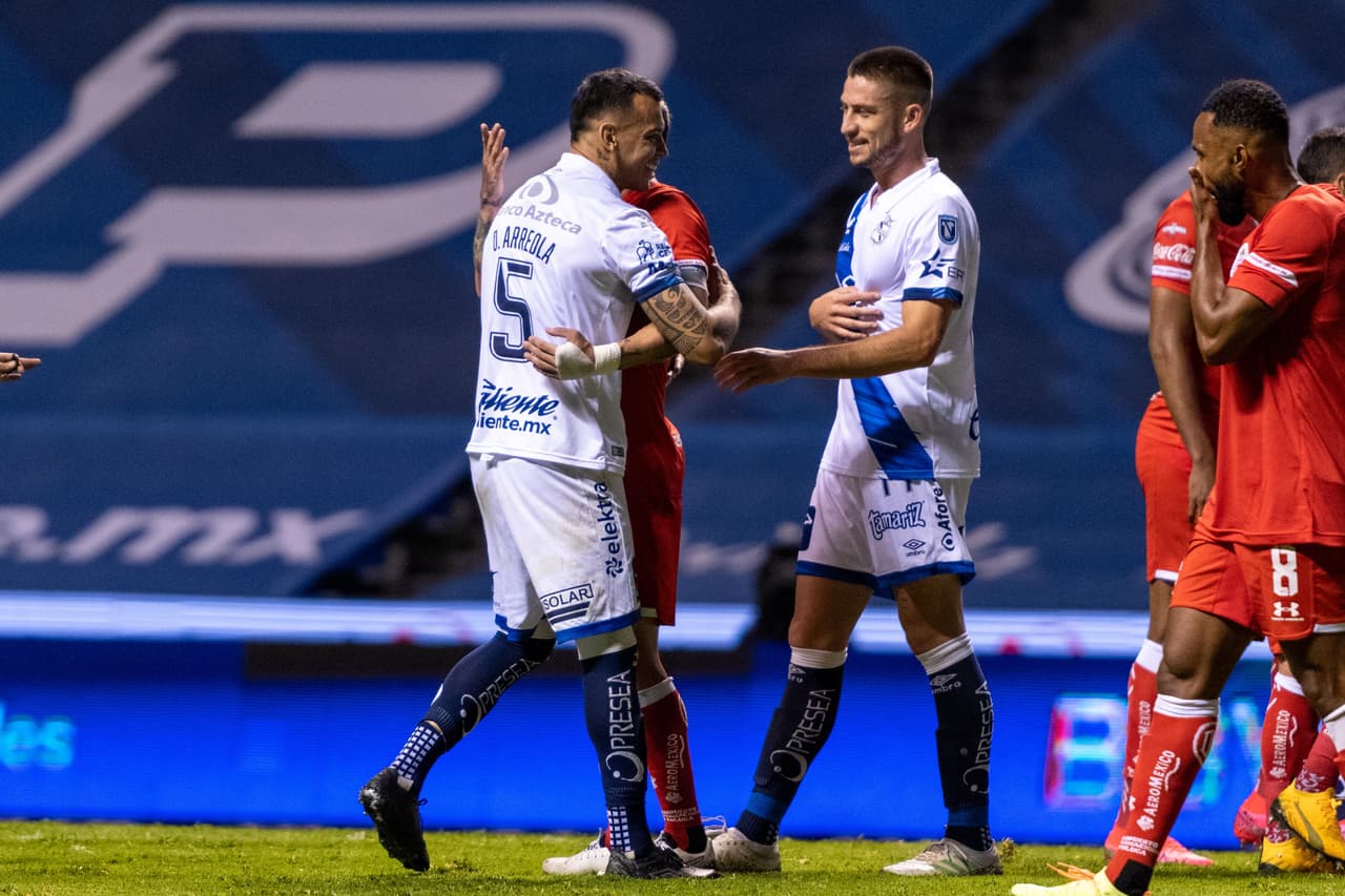 Liga BBVA MX habilita a Ormeño y Salas tras padecer COVID-19