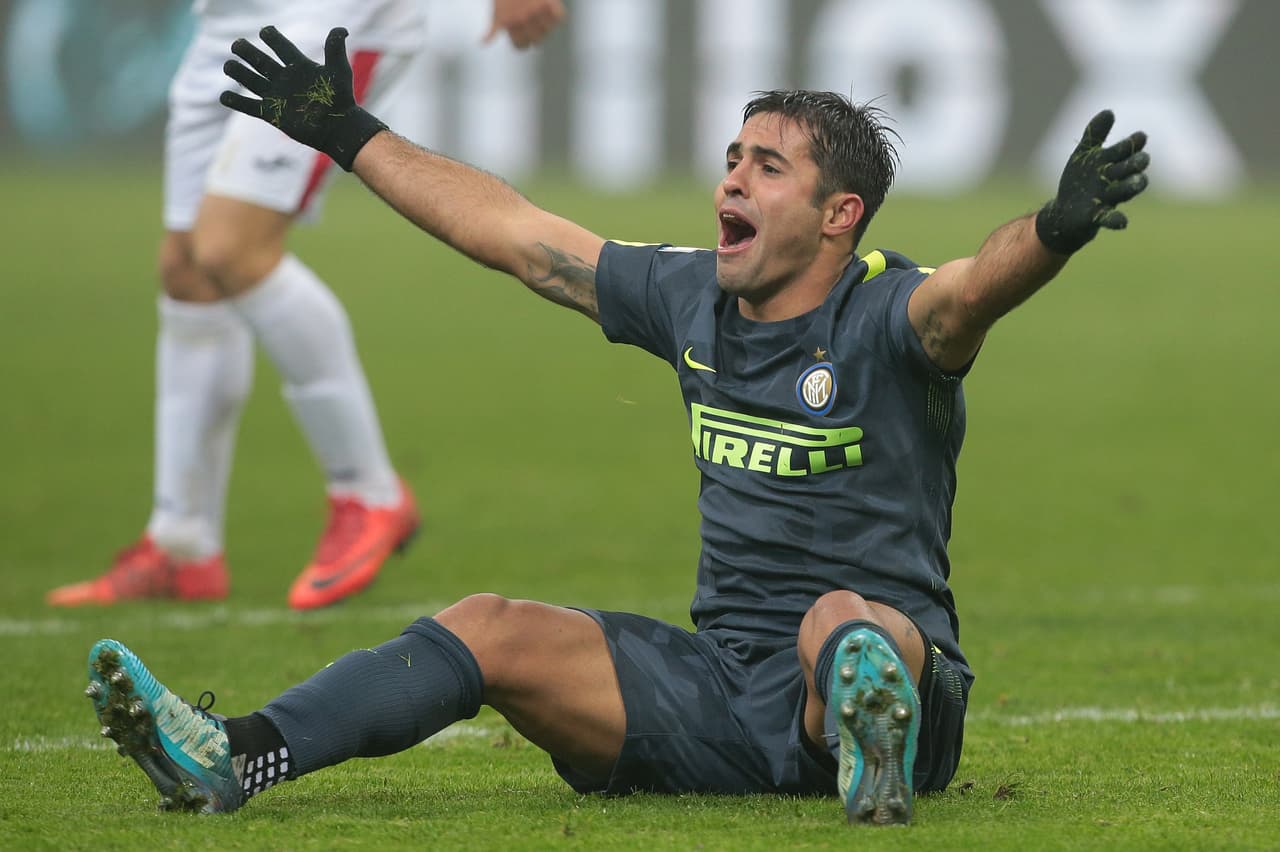 Con 31 años, el italiano Eder dejaría el Inter de Milán donde ya casi no cuentan con él. En Inglaterra se habla de un posible negocio con el Crystal Palace.