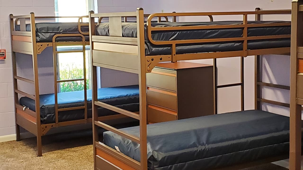 Asistencia de vivienda para mujeres sin hogar en el condado de Gwinnett