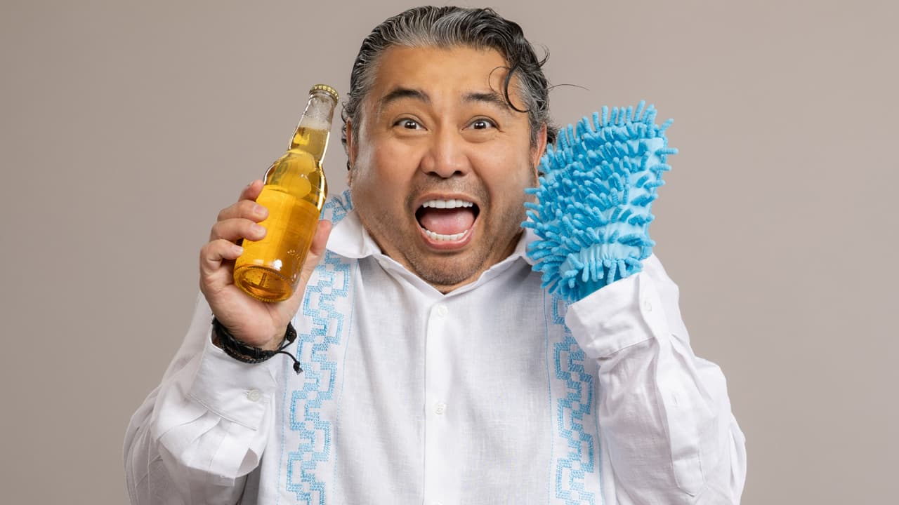 Roberto Tello en el Hotel VIP UNIMÁS