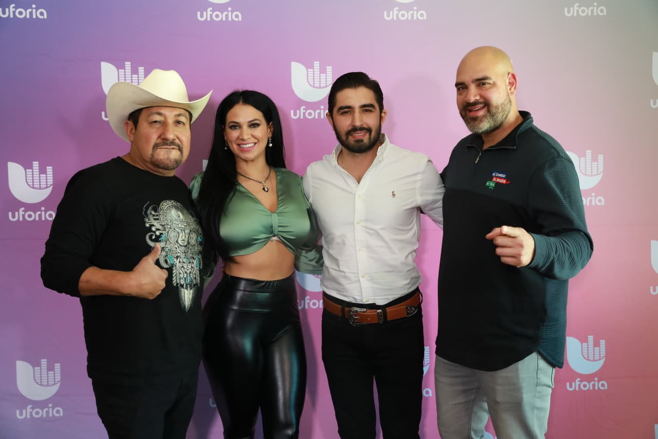 Además de disfrutar del talento de Joss Favela.