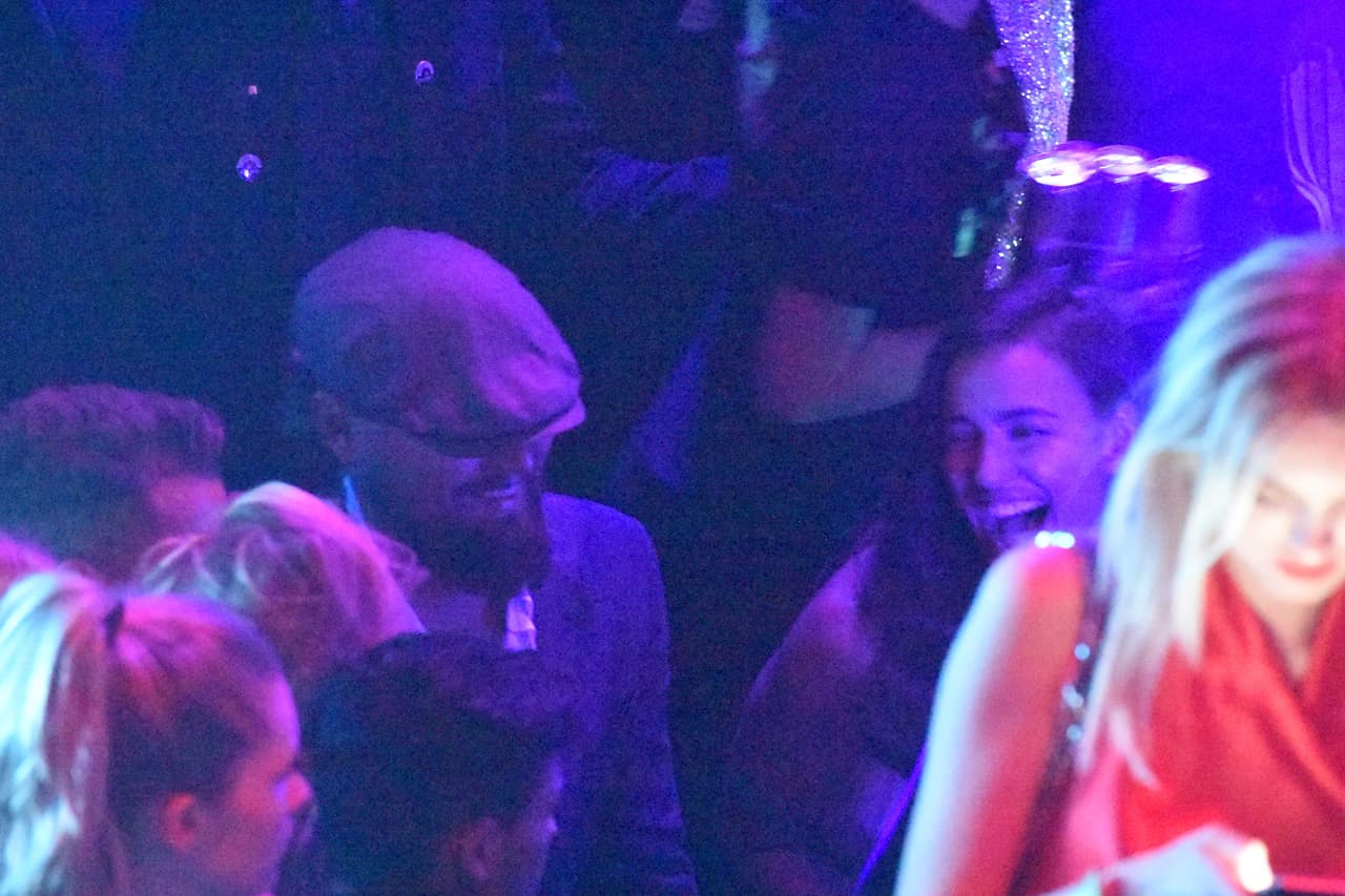 Eso sí, muchas carcajadas y bailecitos.