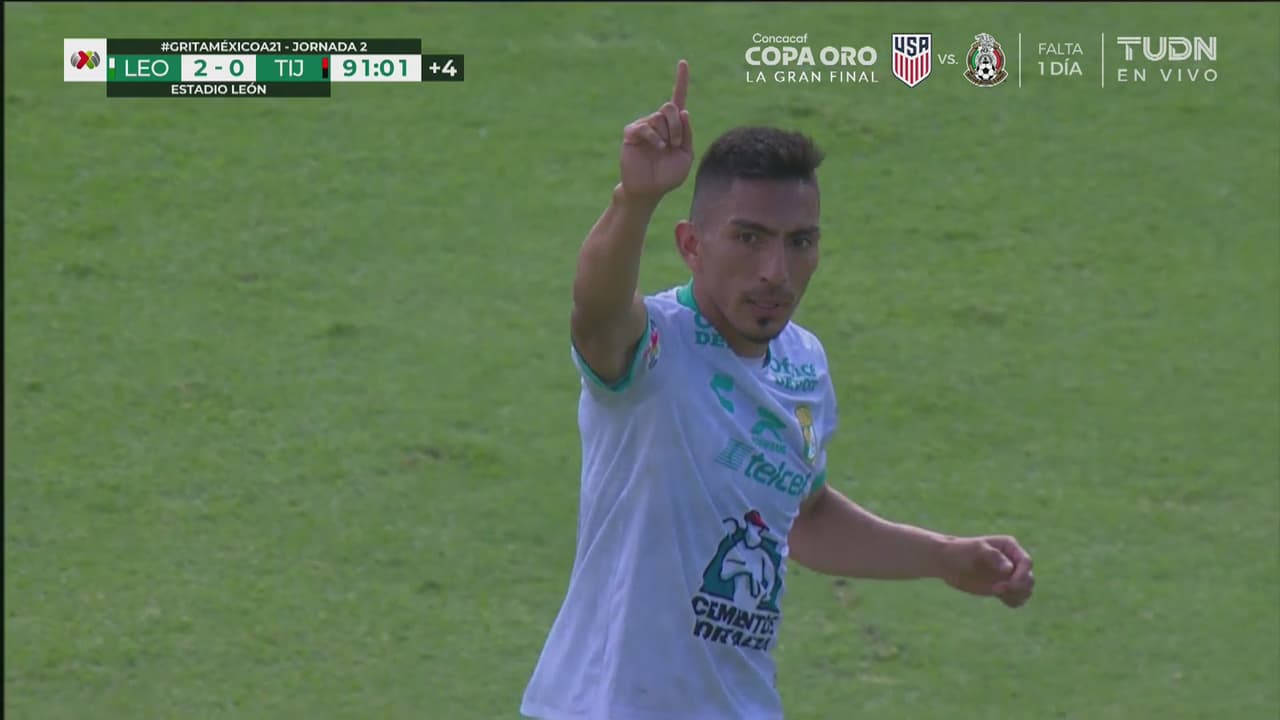 ¡Mena no perdona! Por la vía del penal consigue el 2-0 de León