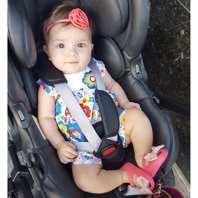 La hermosa Kamilia nació un 27 de agosto del 2015 pa las 12:15 PM. La pequeña pesó unas 8 libras con 4 onzas y midió 21 pulgadas. Gred nos ha mantenido informados de todos los procesos de su crecimiento. La princesa ya tiene 8 meses y está hermosa.