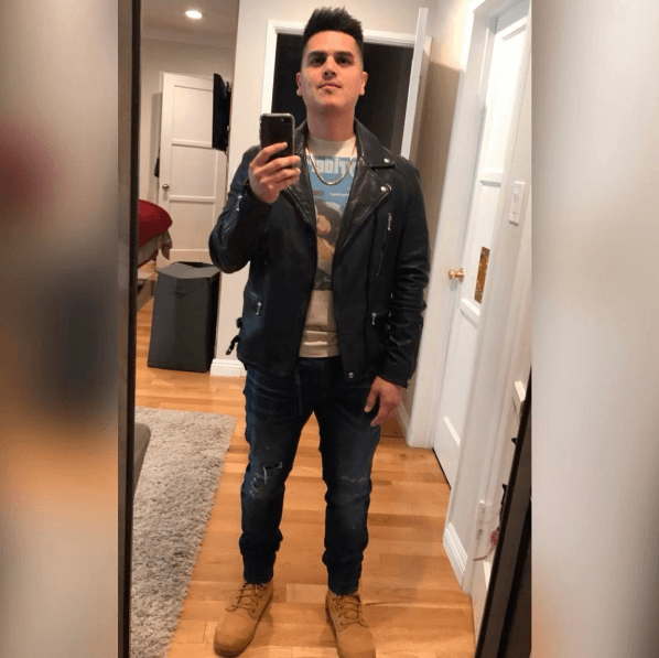 El cantante se ha caracterizado por componer temas para importantes exponentes de la música mexicana.