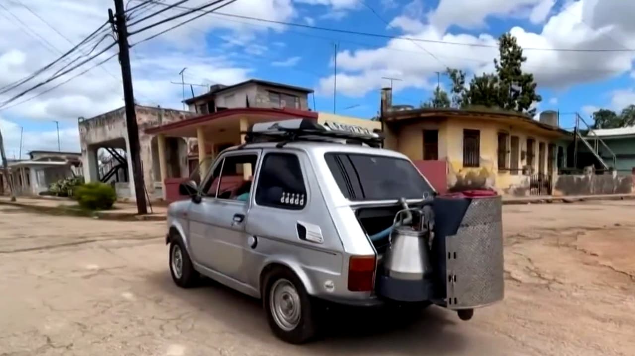 Ni gasolina ni petróleo: mecánico cubano adapta un carro a las necesidades de la isla