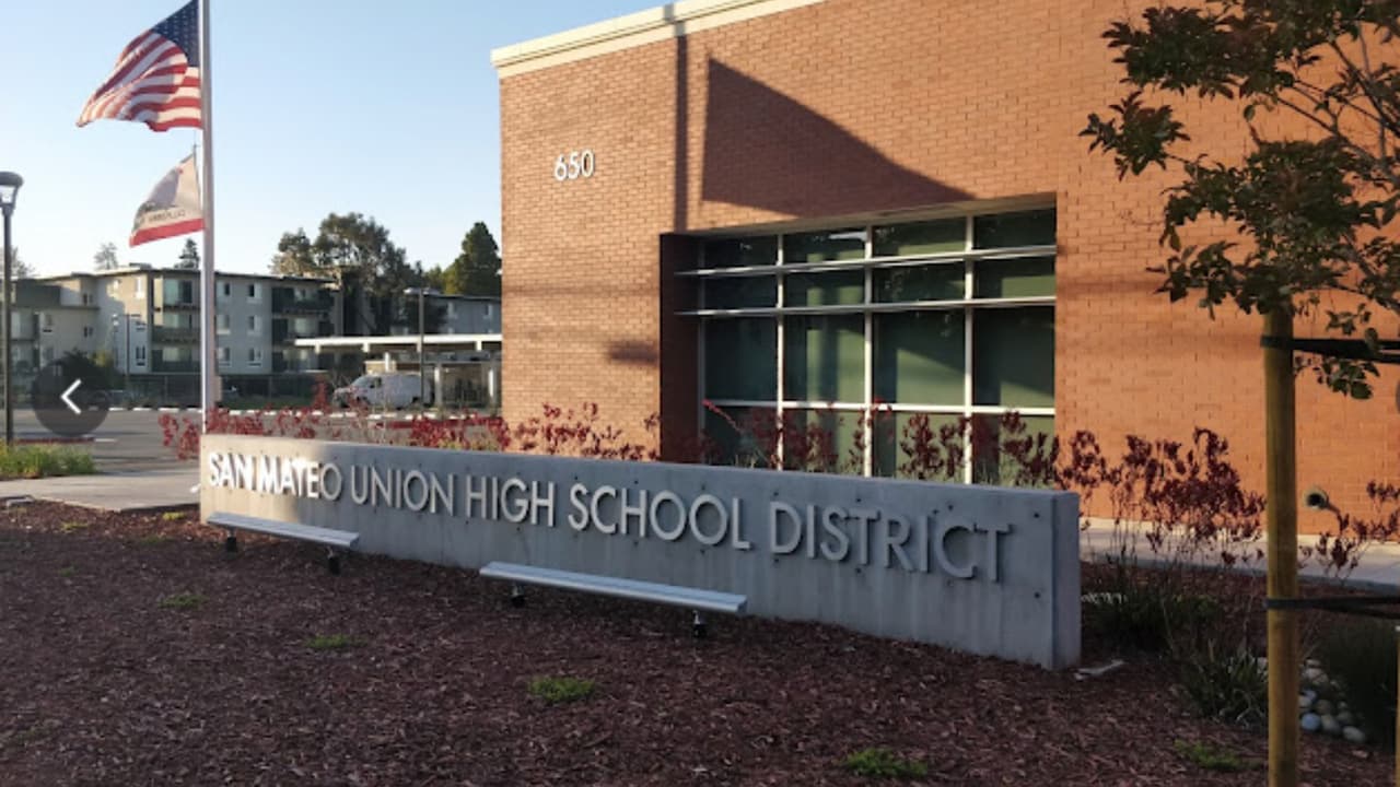 Estudiante herido en altercado con cuchillo en escuela de San Mateo