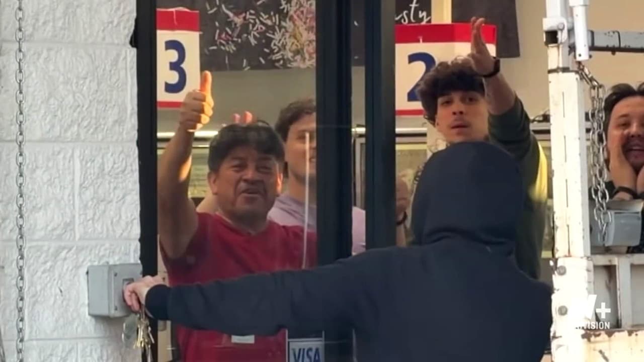 Juan, el padre mexicano que compite por un millón de dólares y se ganó el corazón de la comunidad hispana