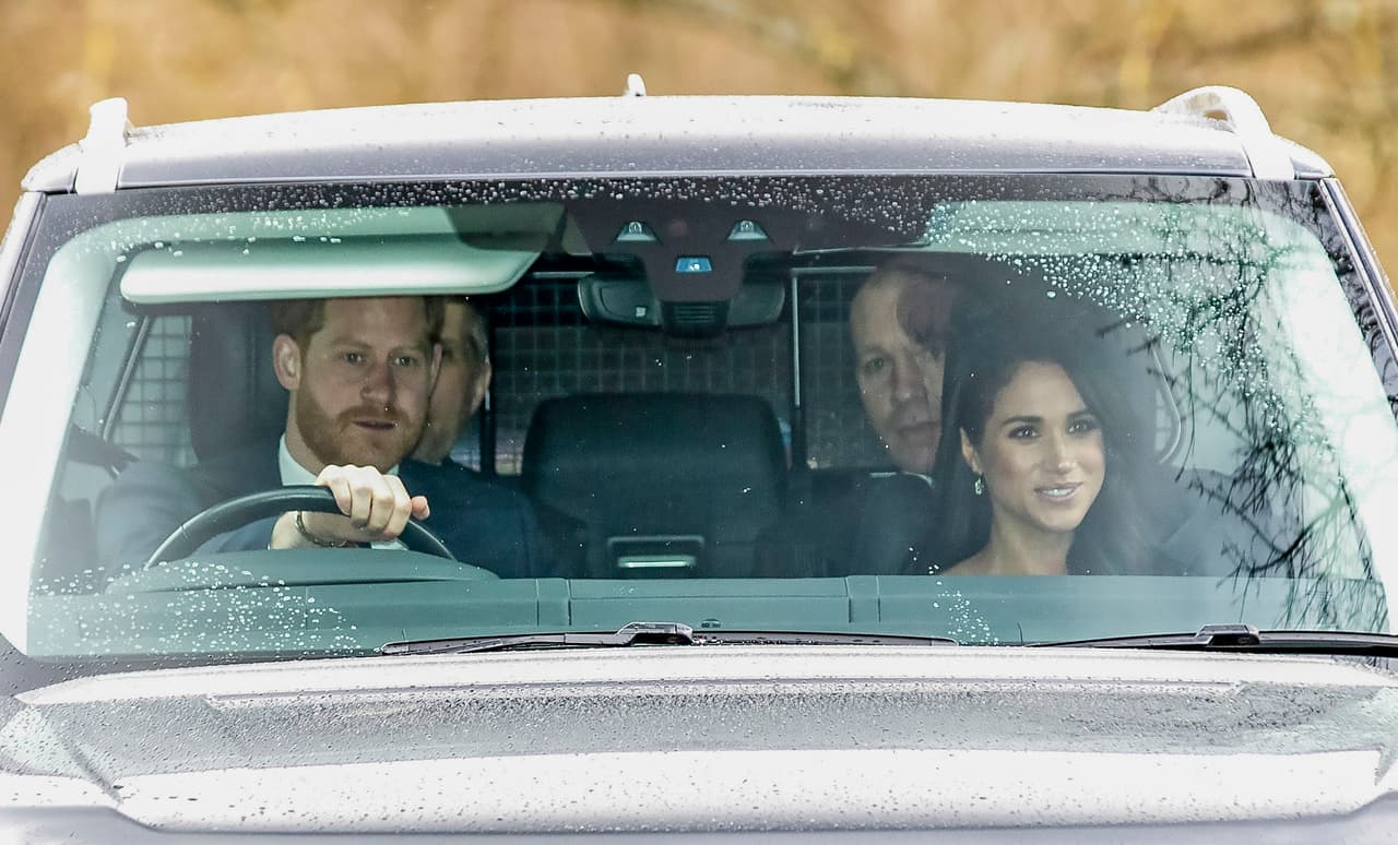 <b><a href="https://www.univision.com/famosos/a-meghan-markle-y-harry-les-llueven-criticas-por-anunciar-su-nueva-fundacion-en-el-peor-momento-fotos" target="_blank">El príncipe Harry y su esposa Meghan Markle</a></b> son libres de la corona británica desde el 1 de abril y para algunos de sus fans existen aún muchas preguntas por responder en cuanto a su polémica decisión de independizarse. 
<br>