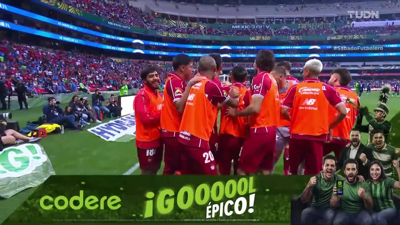 ¡Golazo de Toluca! Vega mete un centro que termina en la red y el Diablo lo empata