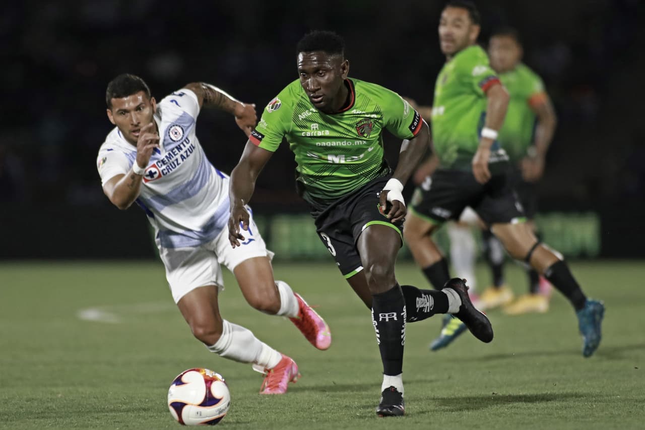 El ataque del FC Juárez mostró velocidad por las bandas, pero falló en el último pase dentro del área.