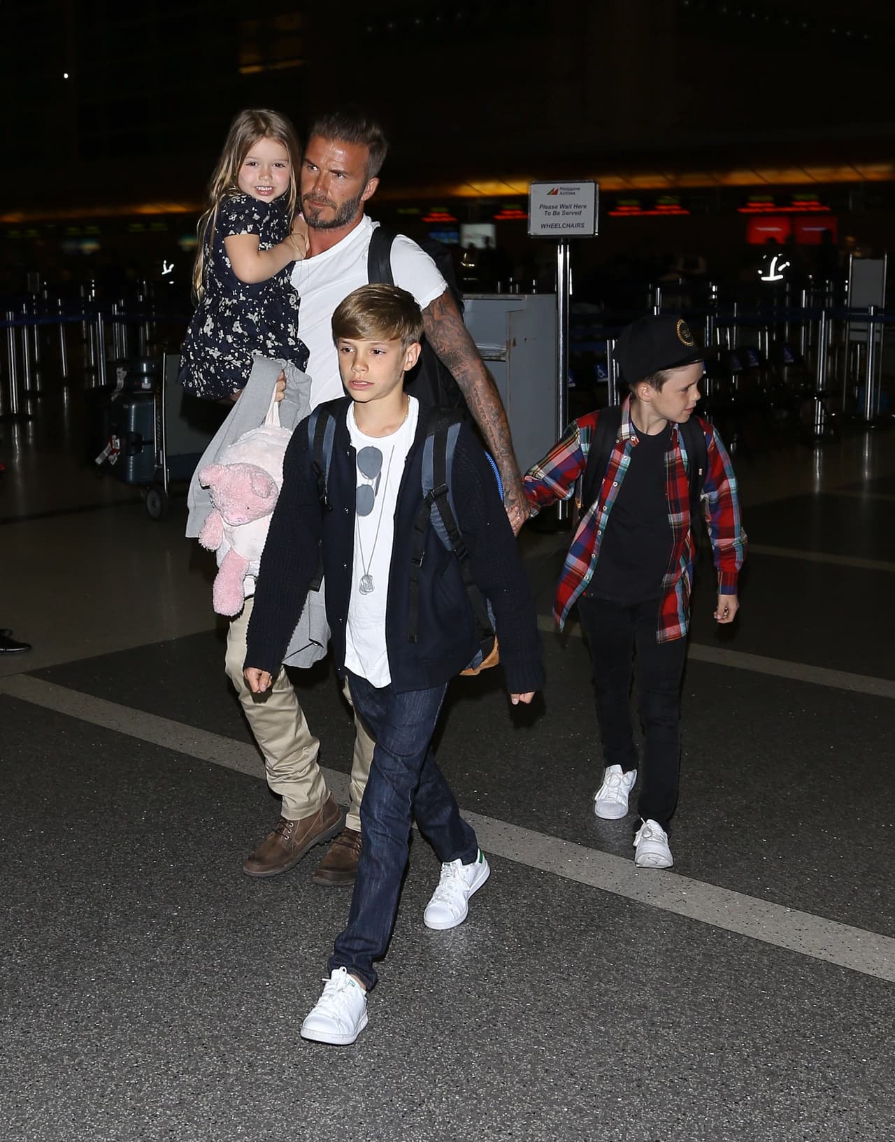 David Beckham. El exfutbolista y modelo siempre se muestra muy amoroso con sus hijos Romeo, Cruz, Brooklyn y la pequeña Harper Seven.